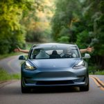 Comment les voitures électriques influencent l’avenir de l’industrie automobile mondiale
